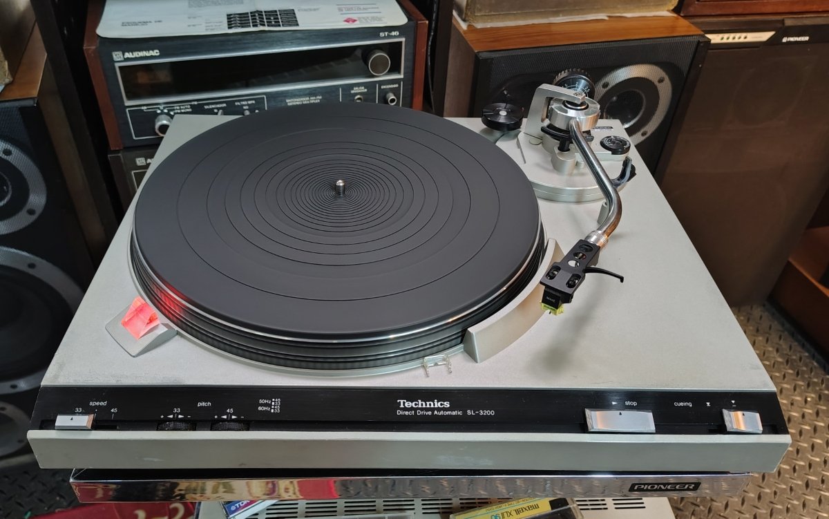 technics-sl3200